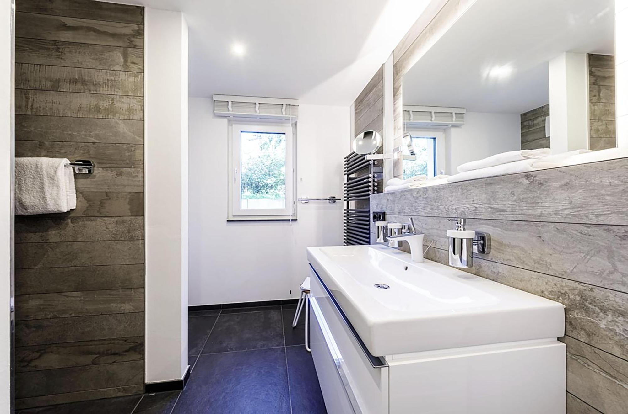 Meerduft Mit Eckterrasse Wustrow  Bagian luar foto