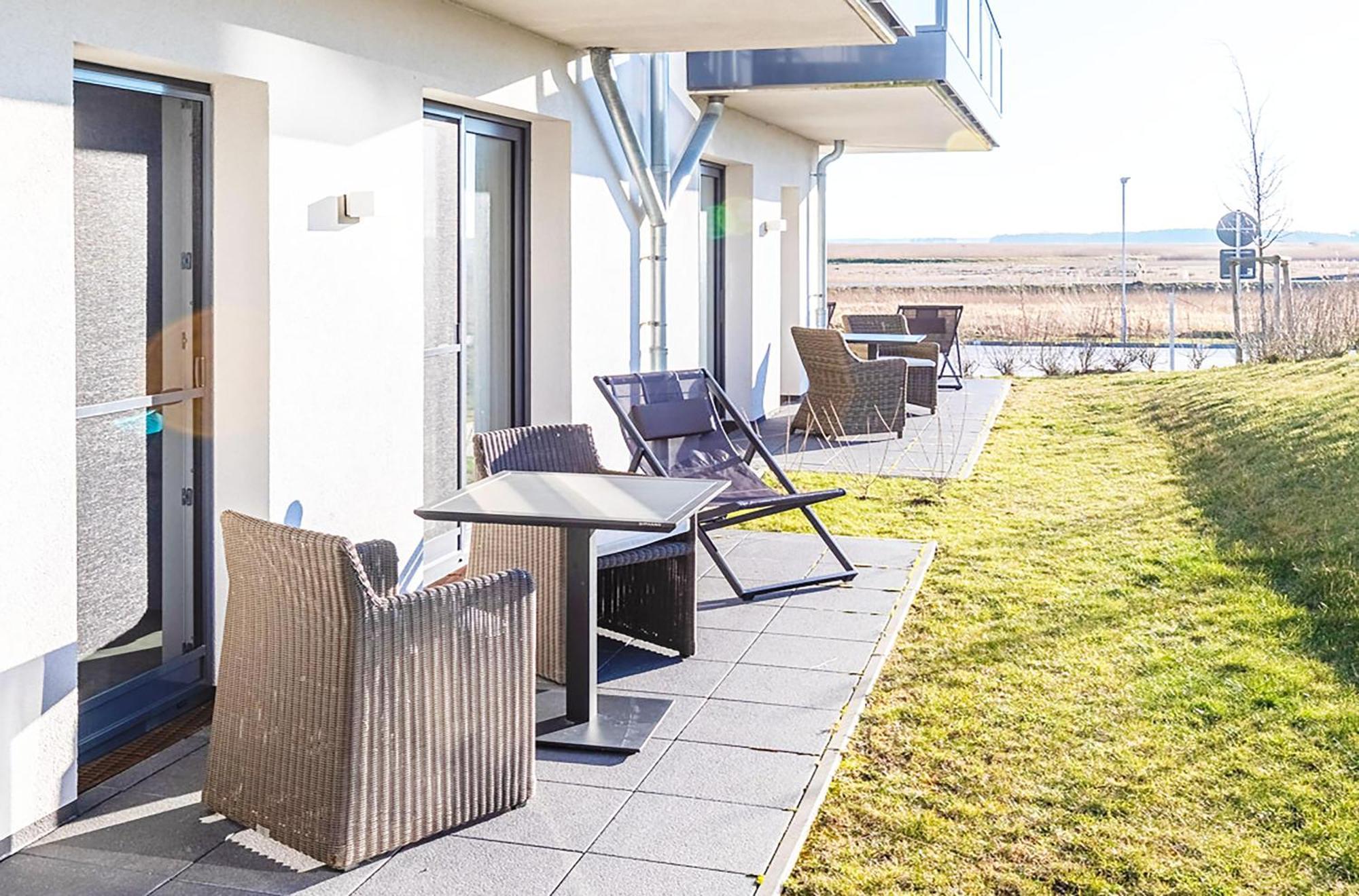 Meerduft Mit Eckterrasse Wustrow  Bagian luar foto